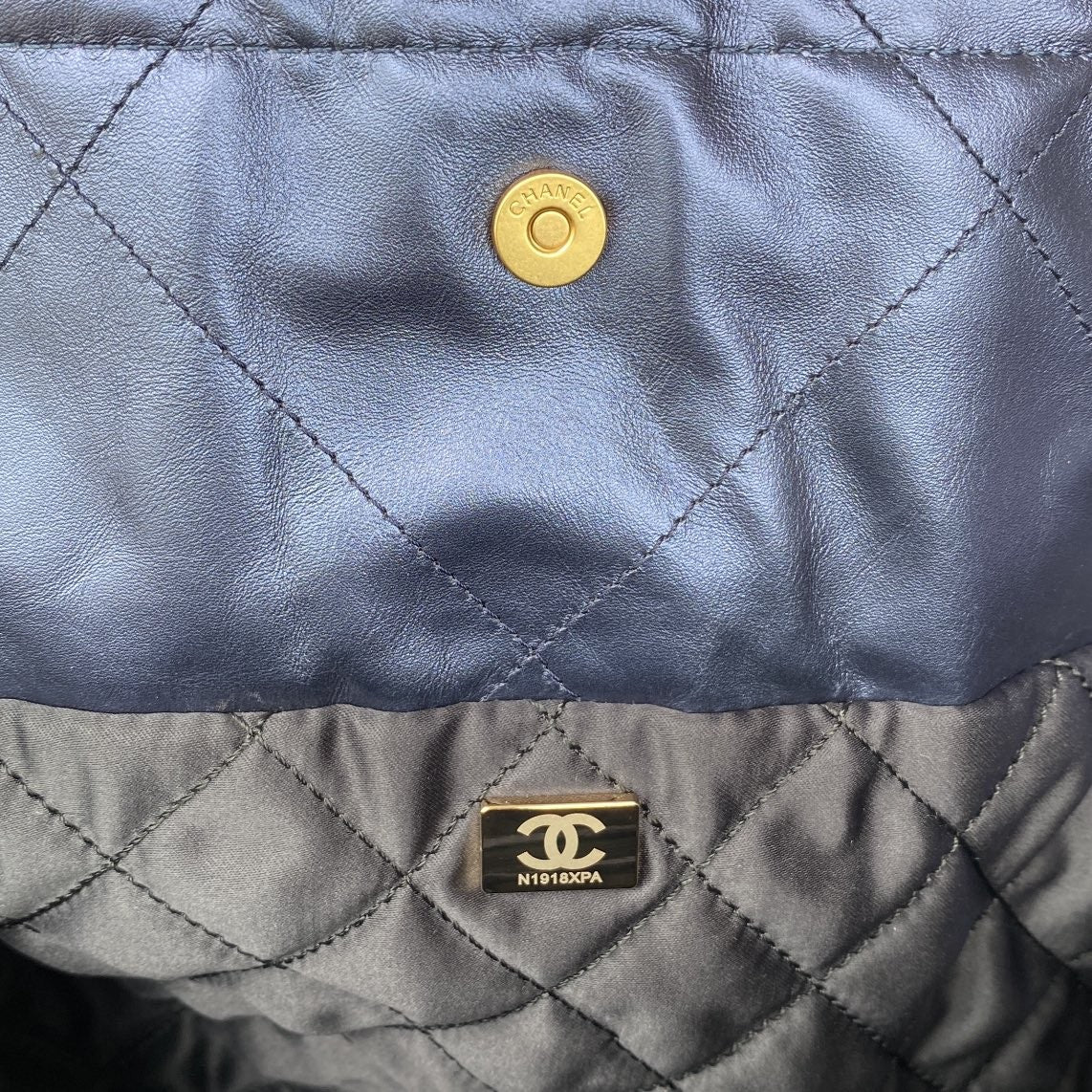 22 Large Handbags