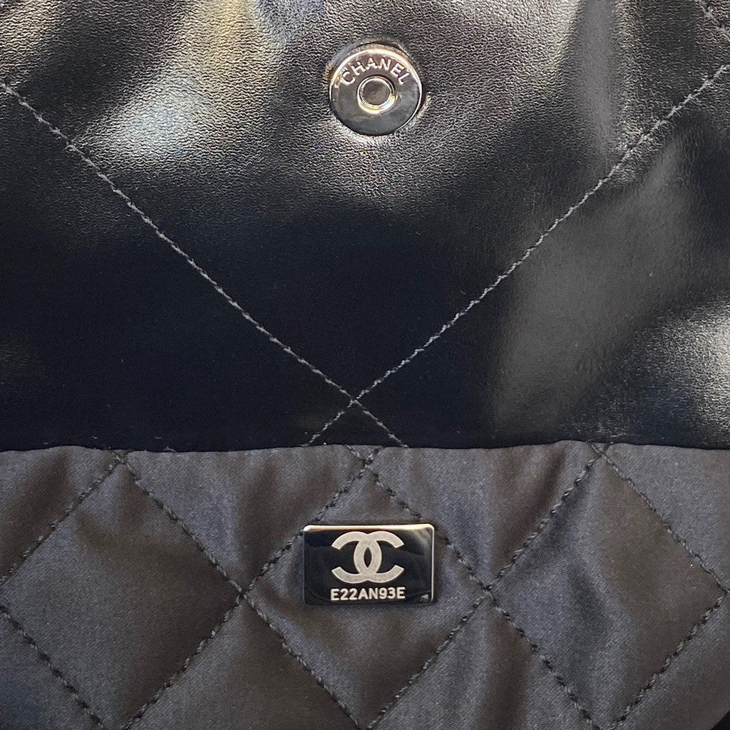 22 Large Handbags