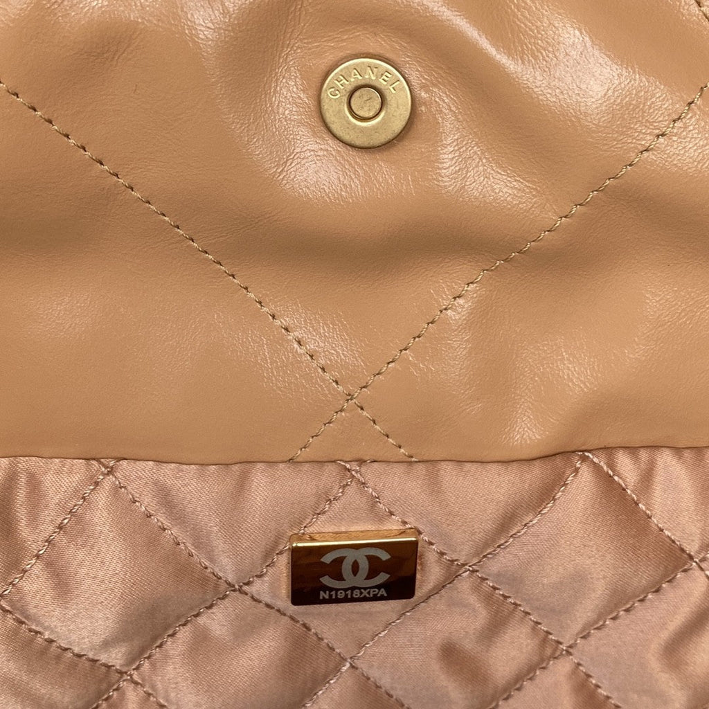 22 Handbags