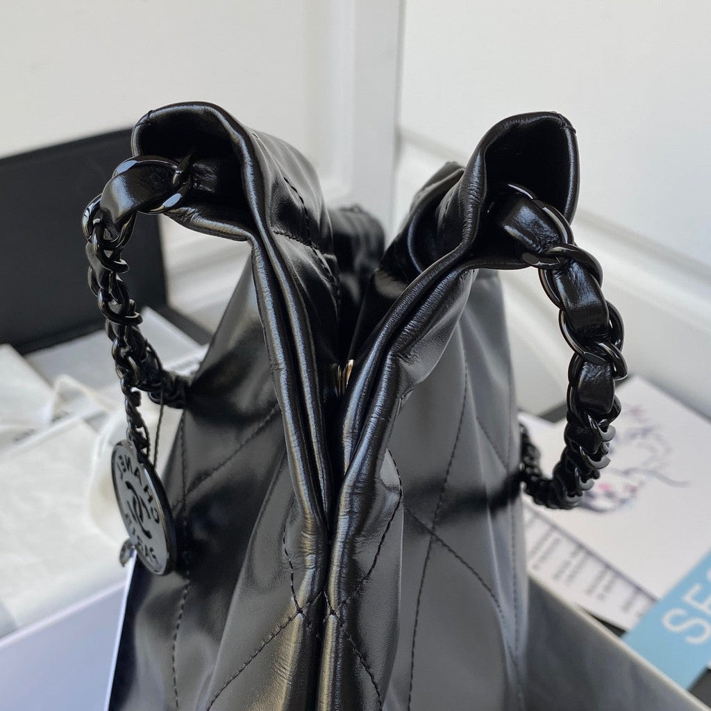 22 Handbags