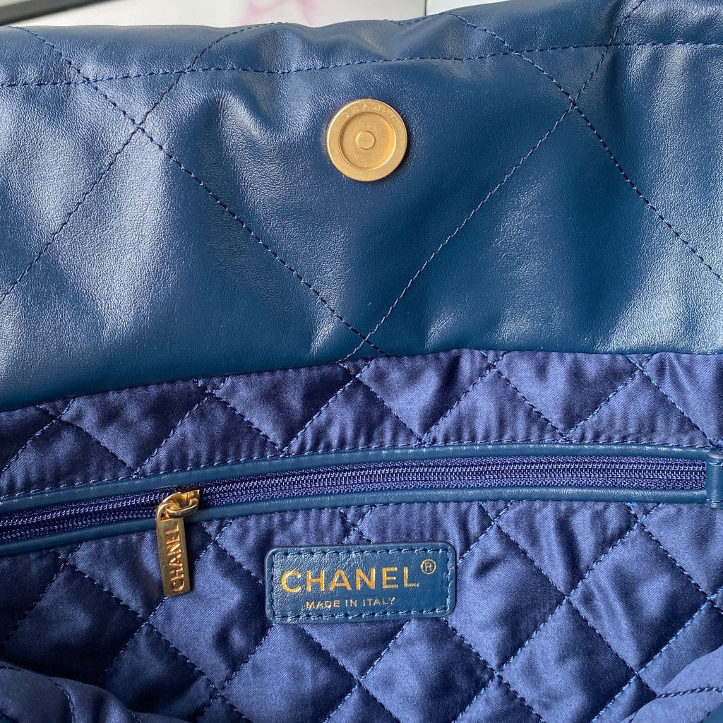 22 Handbags