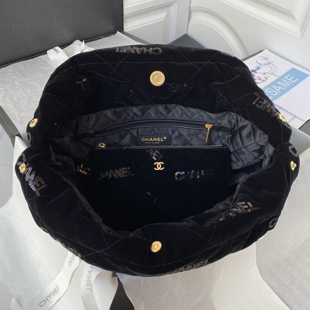 22 Handbags