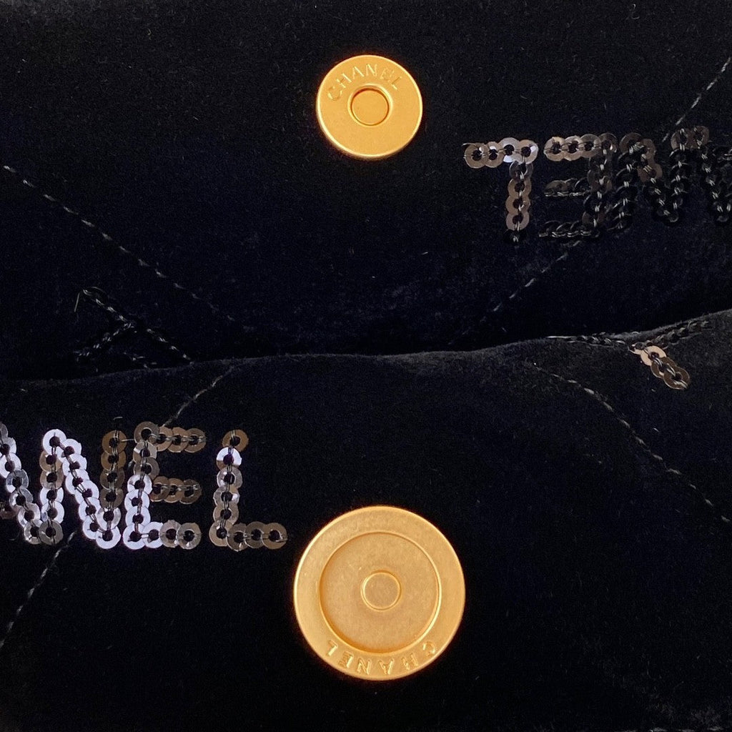 22 Handbags