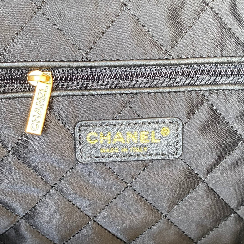 22 Handbags