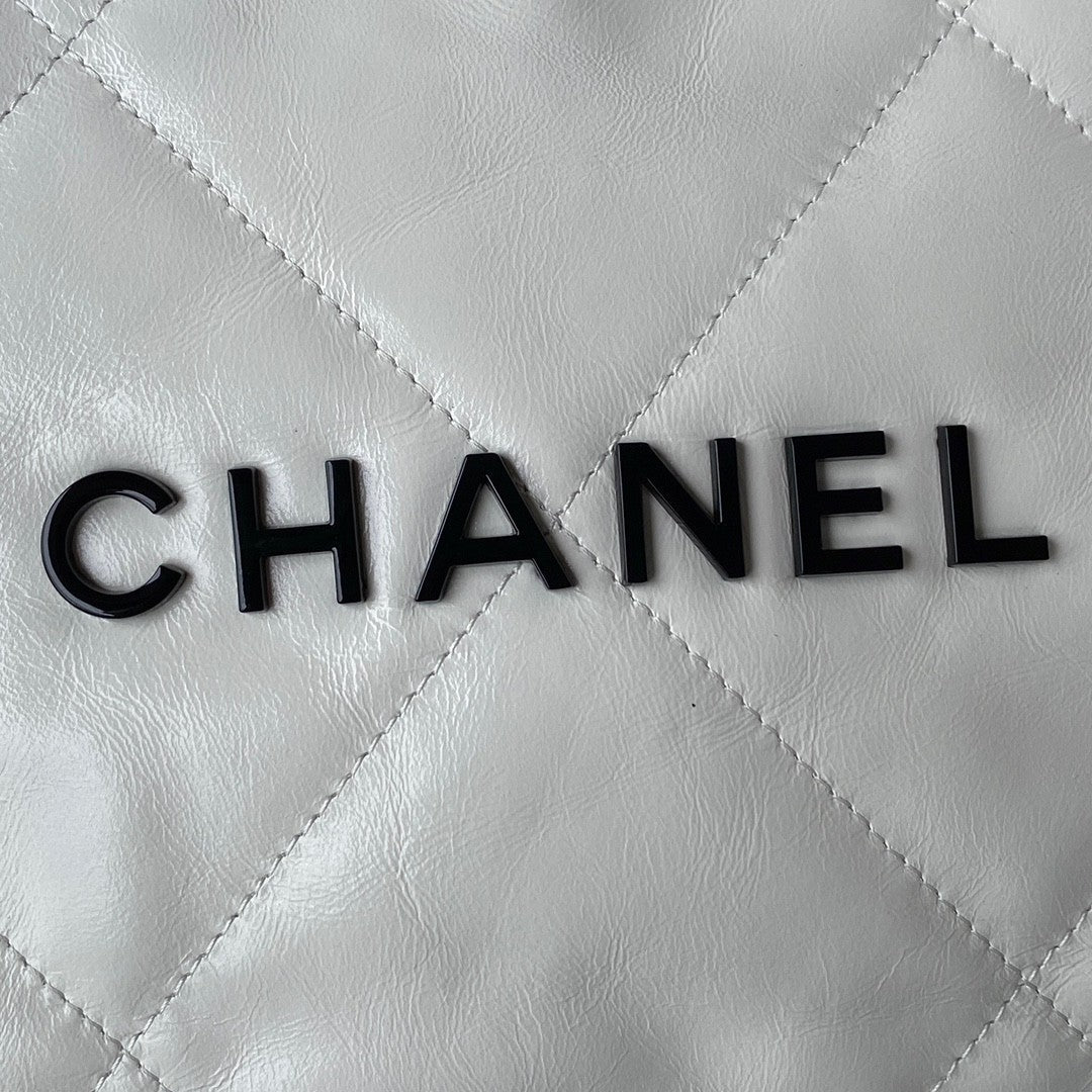 22 Handbags