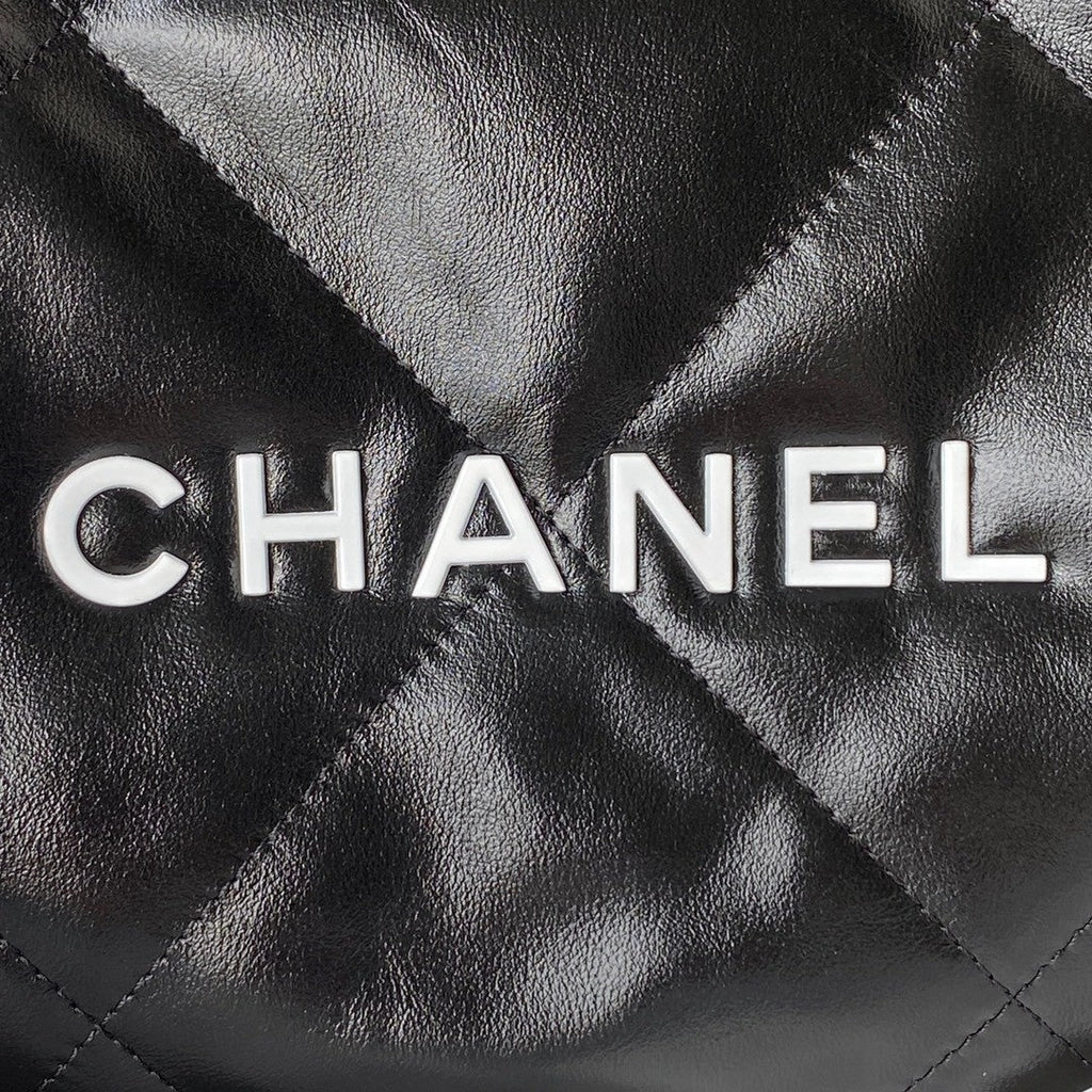 22 Handbags