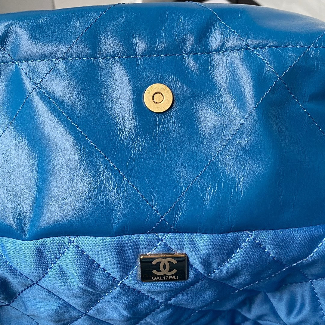 22 Handbags