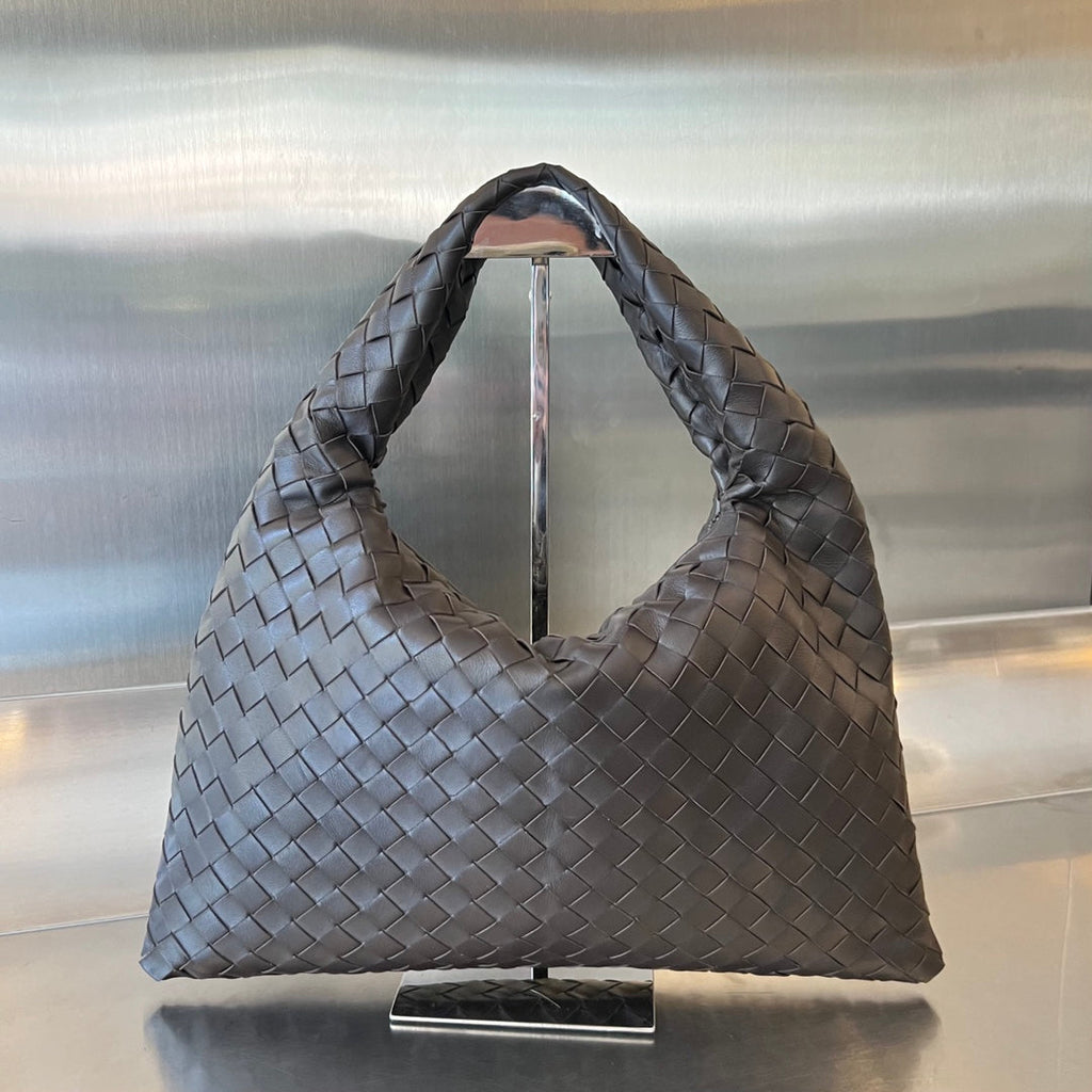 Small Hop Woven Leather Bag