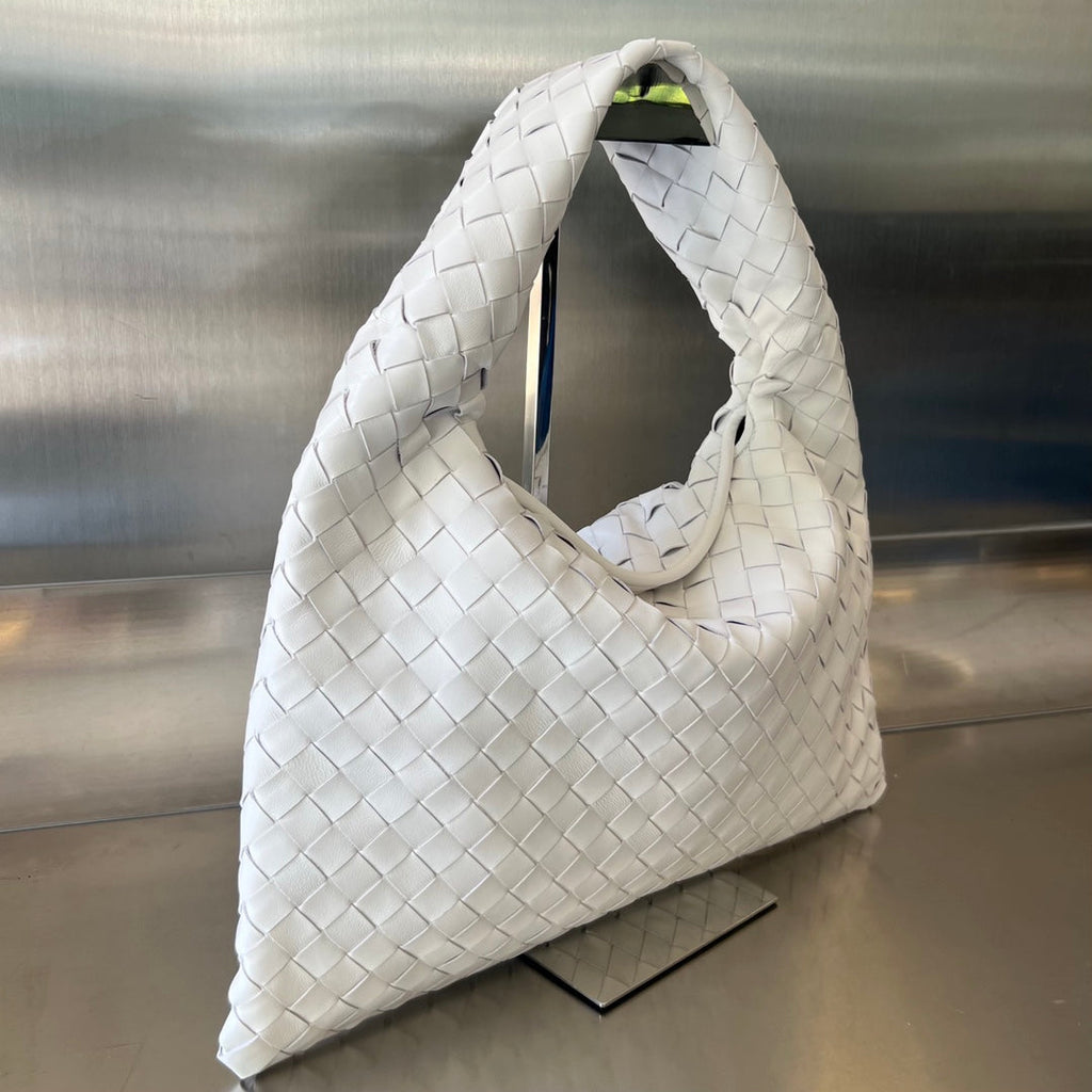 Small Hop Woven Leather Bag