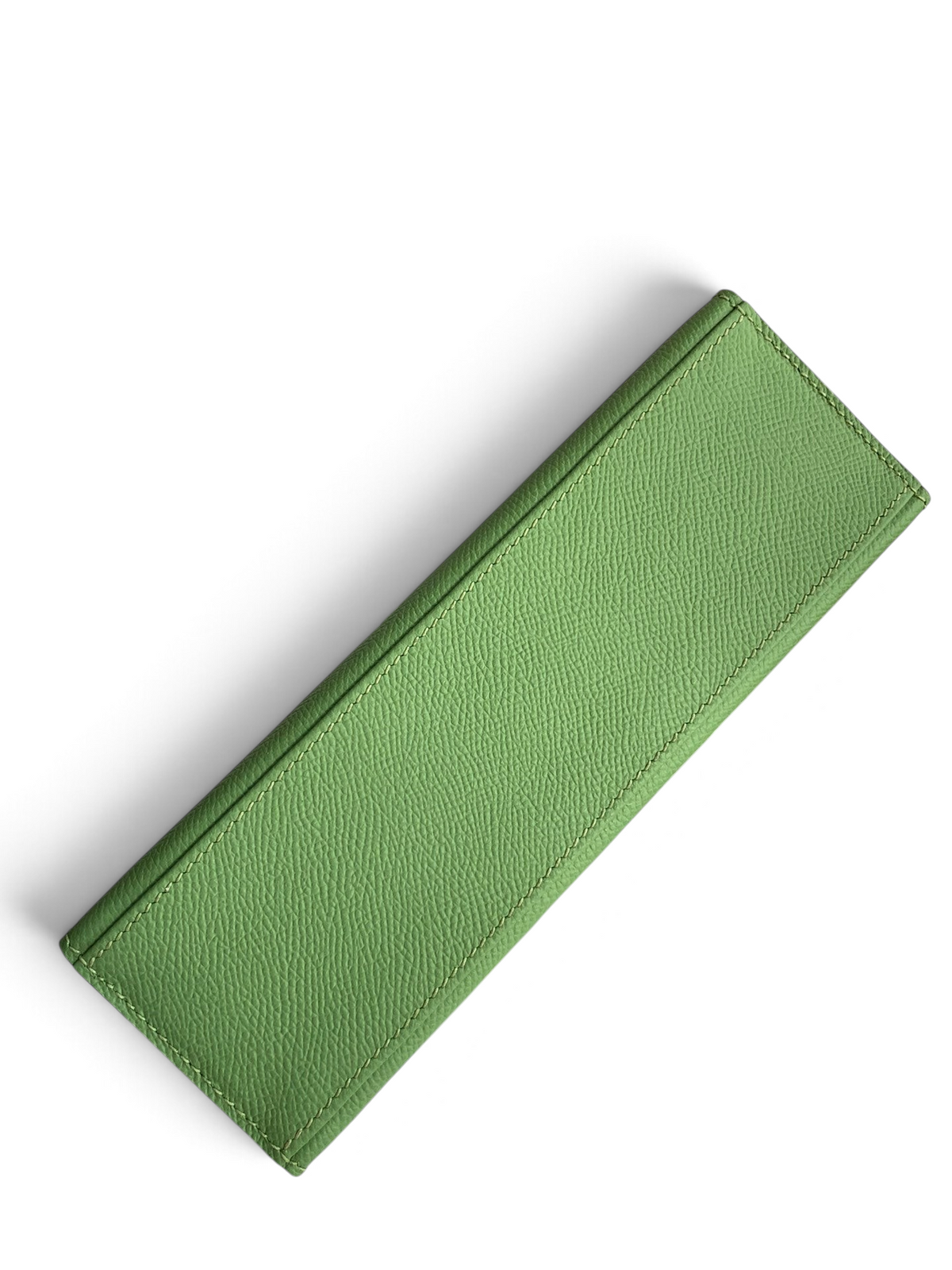 SWORD LUXURY Mini Kelly 22cm çanta, yeşil Epsom deri dokusu ve detaylı dikişleriyle kutusunda sergileniyor.