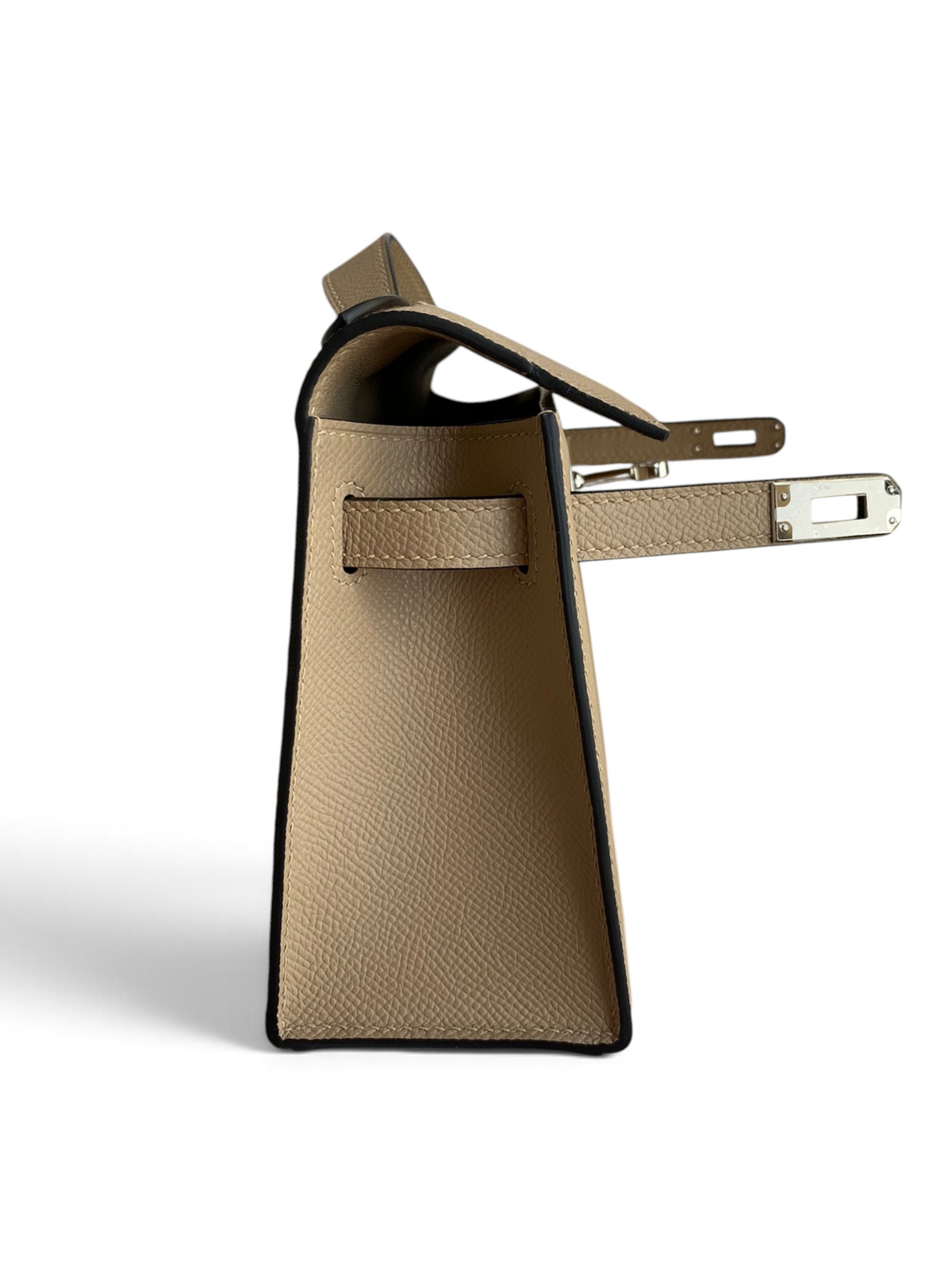 SWORD LUXURY bej renkli, Epsom deri Mini Kelly 22cm çanta, yan profil görünümü ve metalik kilit detayı.