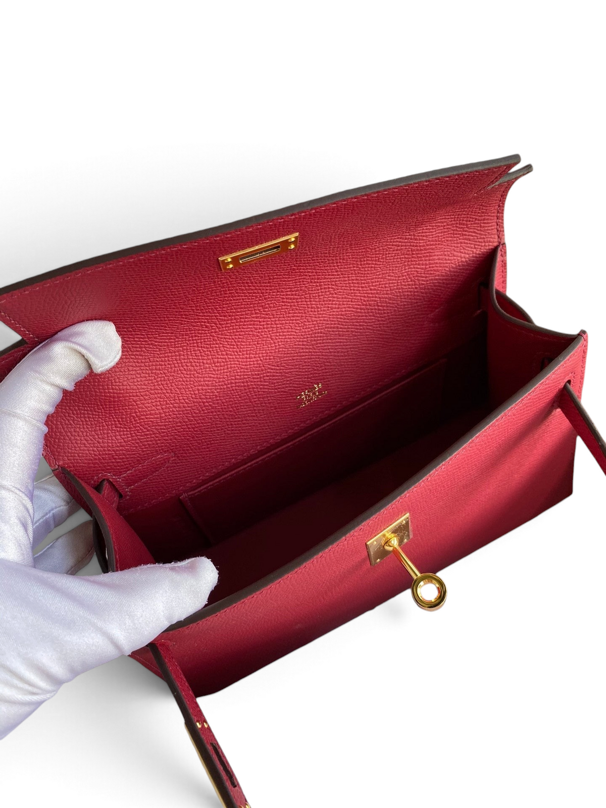 SWORD LUXURY 22cm Mini Kelly çanta, kırmızı Epsom deri, altın rengi kilit detaylı ve iç bölmeli, kutu içerisinde.