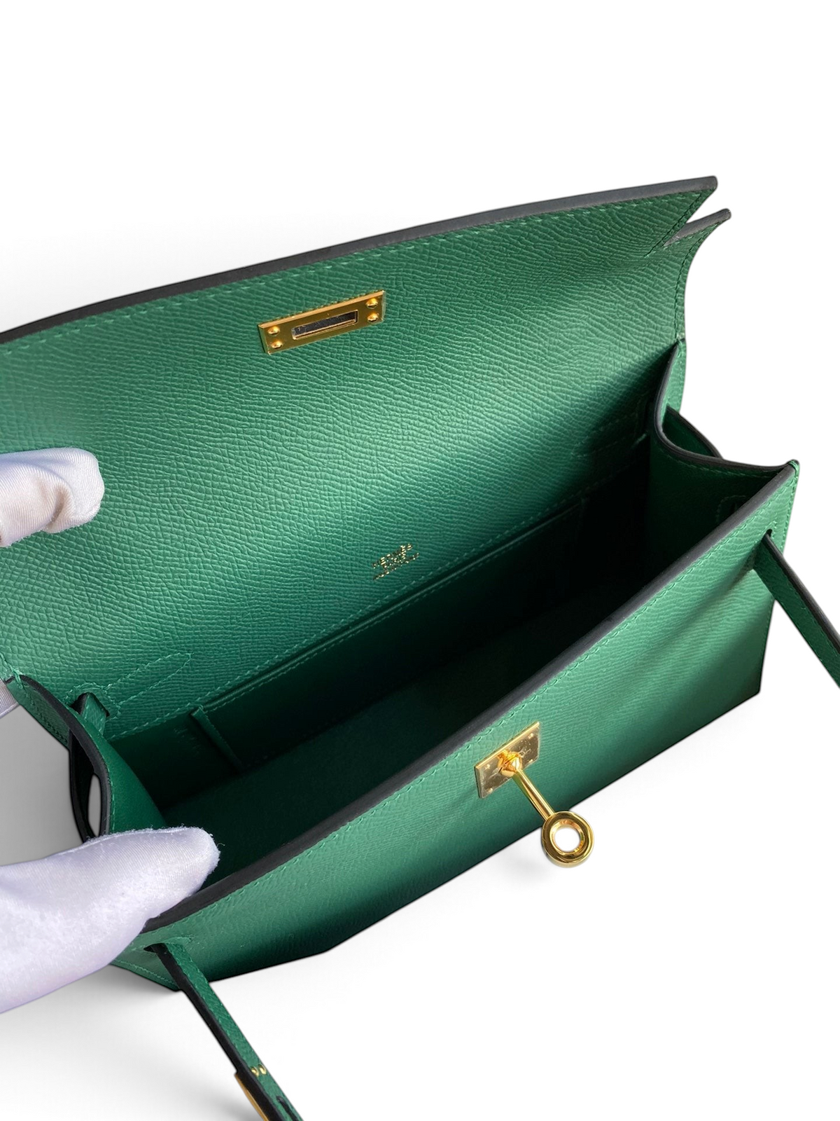 SWORD LUXURY Mini Kelly 22cm yeşil Epsom deri çanta, altın tonlu döner kilit detayı ve iç bölmesi ile.