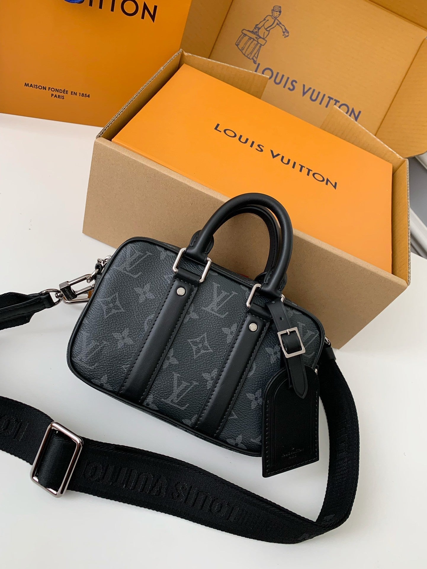 Voyage Handbag