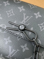 Steamer Messenger Bag