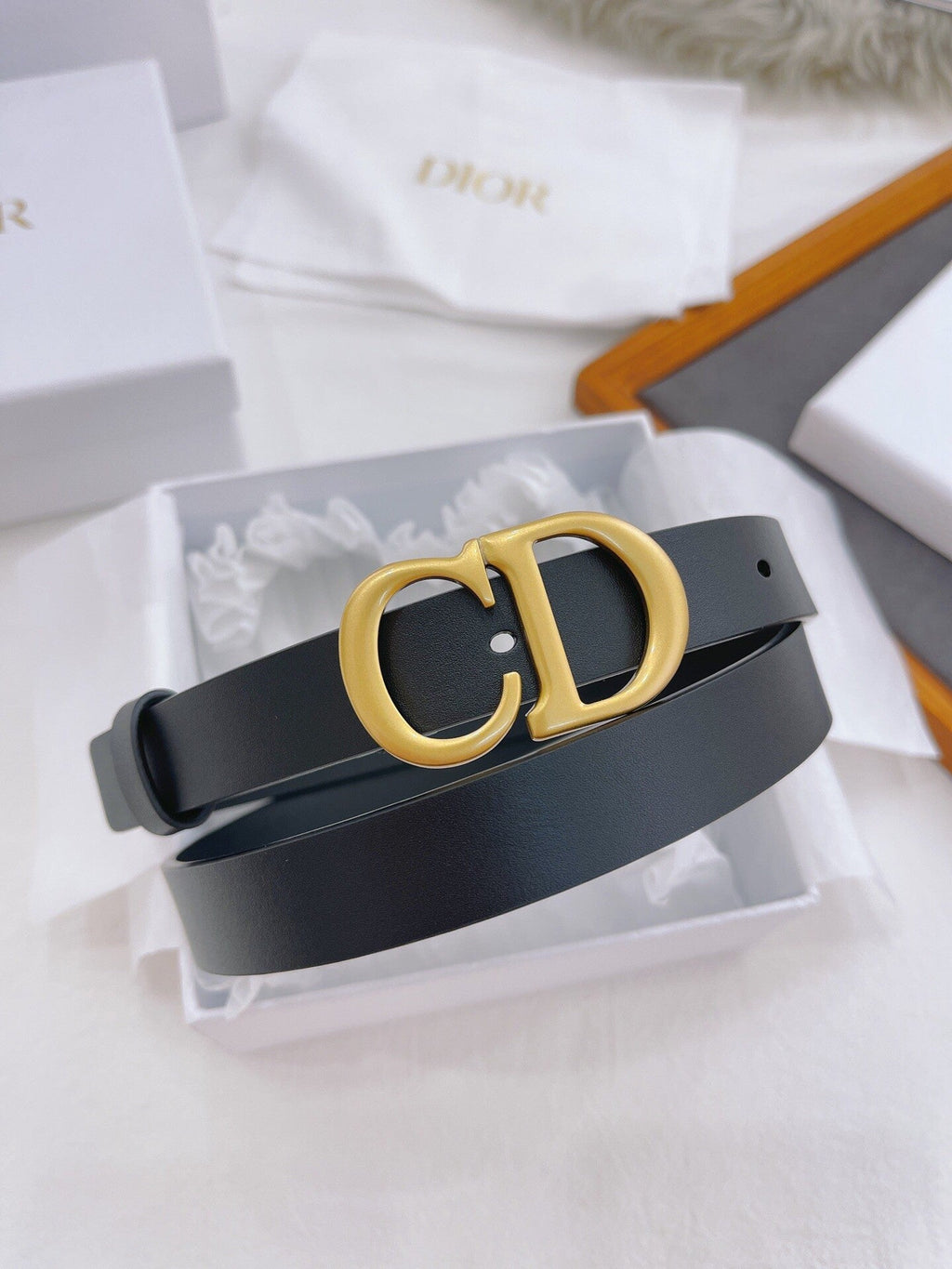 CD Buckle Leather Belt in Black – 25mm Width