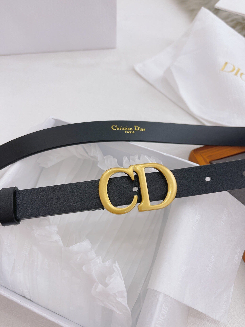 CD Buckle Leather Belt in Black – 25mm Width