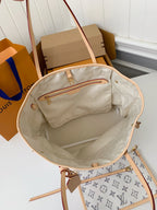 Neverfull Medium Handbag