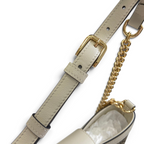 SWORD LUXURY Padlock mini omuz çantası, ayarlanabilir deri kayış ve altın tonlu metal zincir detaylı
