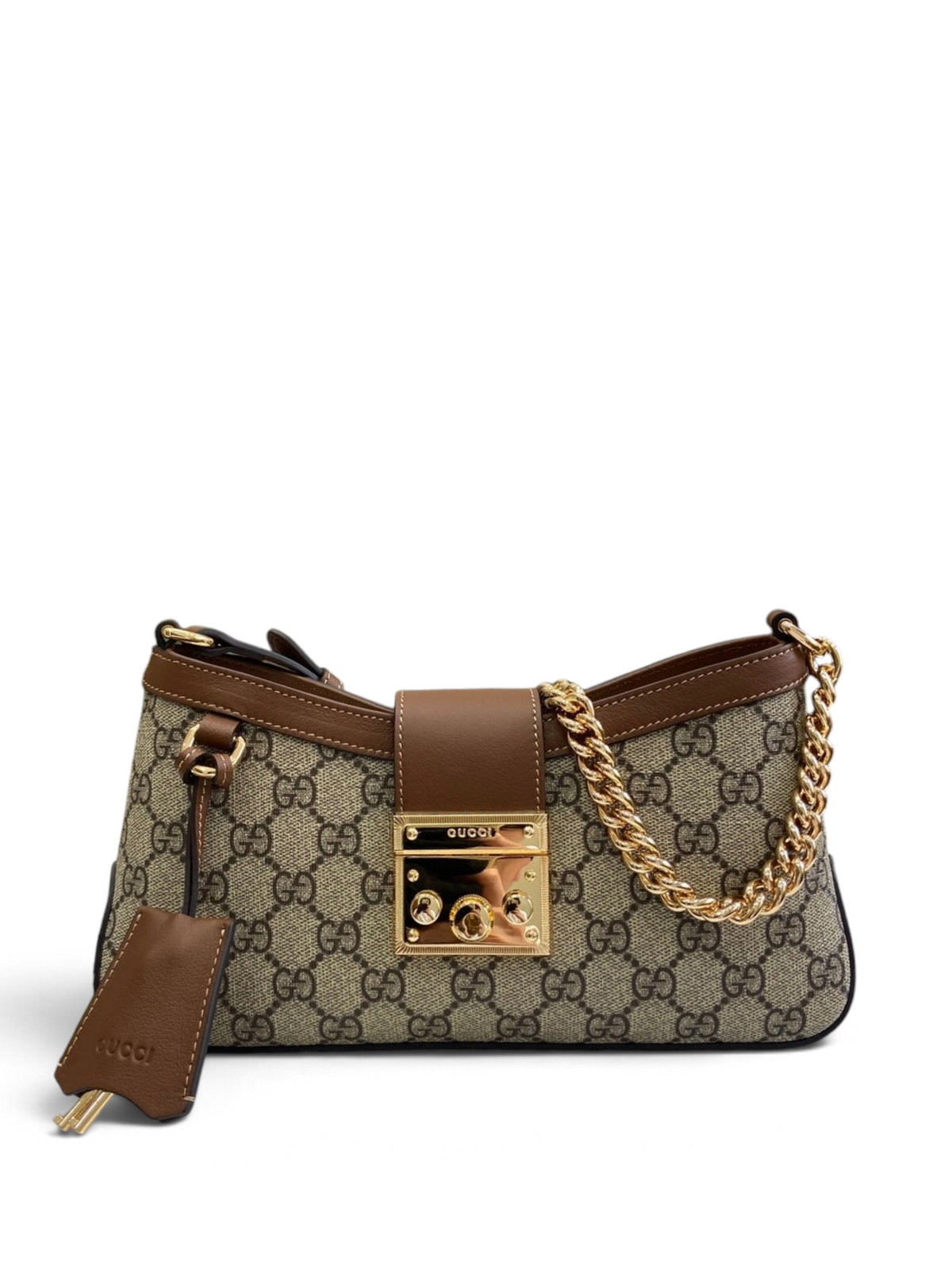SWORD LUXURY Gucci Padlock mini omuz çantası, GG Supreme kanvas, kahverengi deri detaylar ve altın zincir askılı.