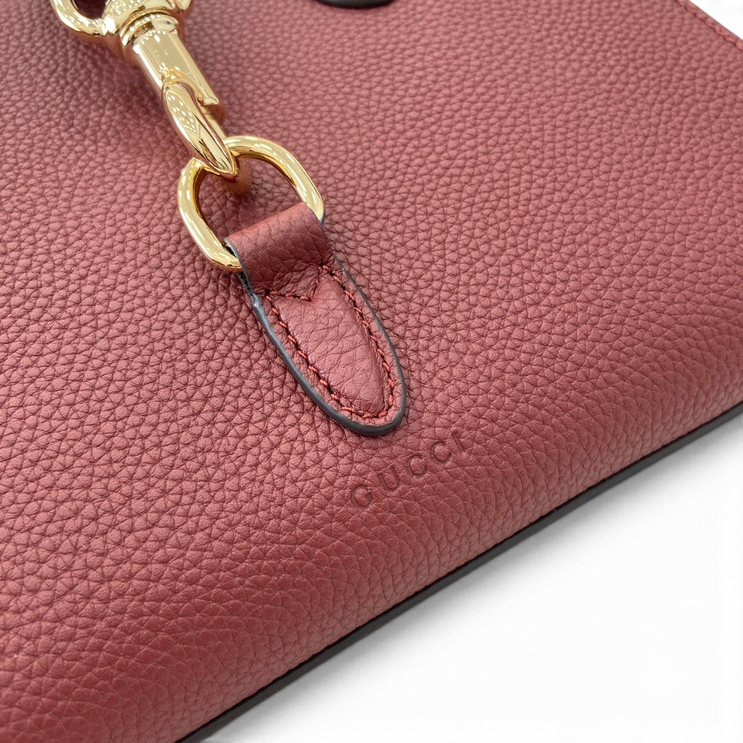 SWORD LUXURY Jackie mini tote, dokulu gül kurusu vegan deri, altın tonlu metal detaylı ve zarif tasarım.