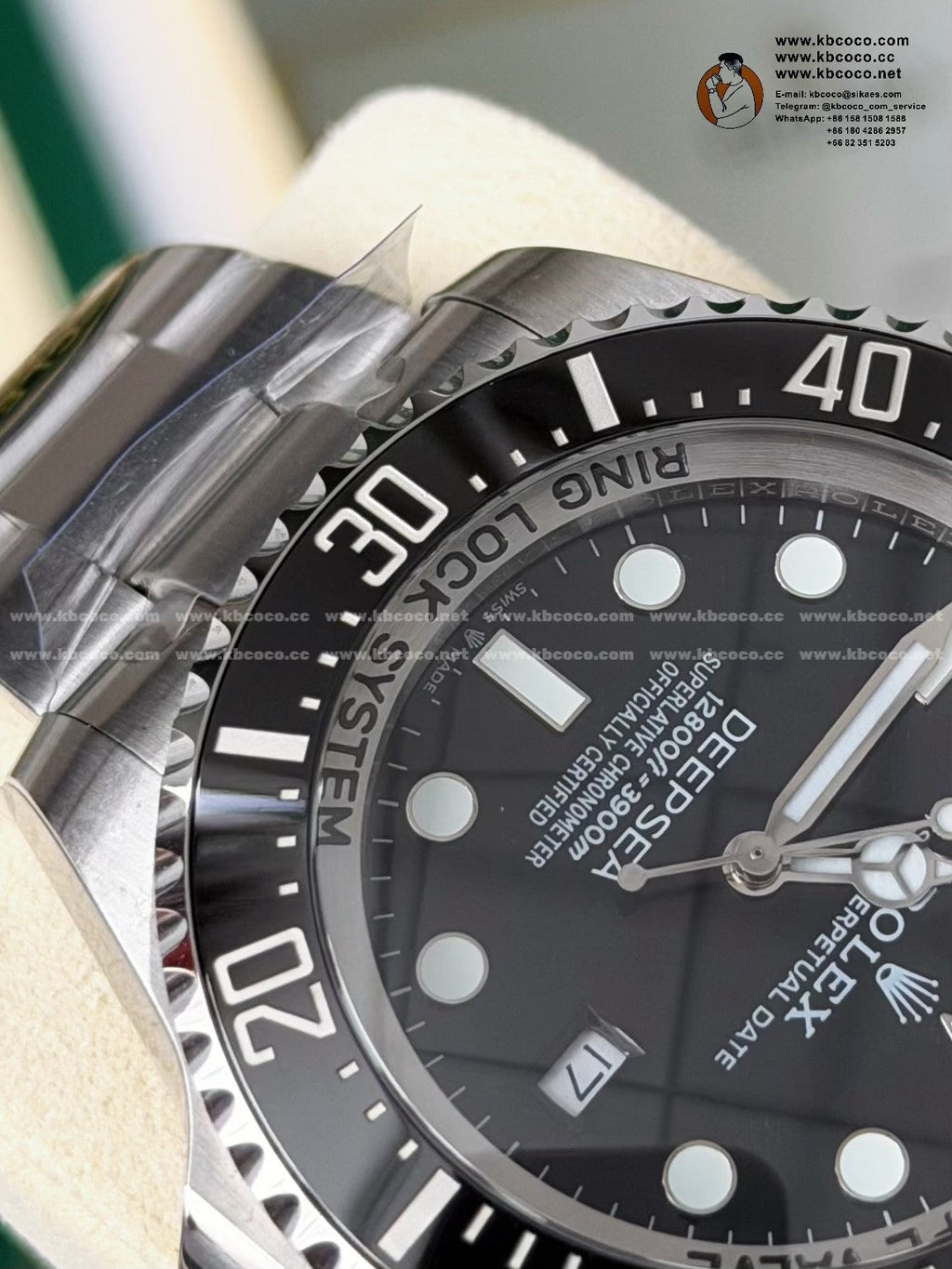 Sea-Dweller Men's Watch 44mm – Image 8