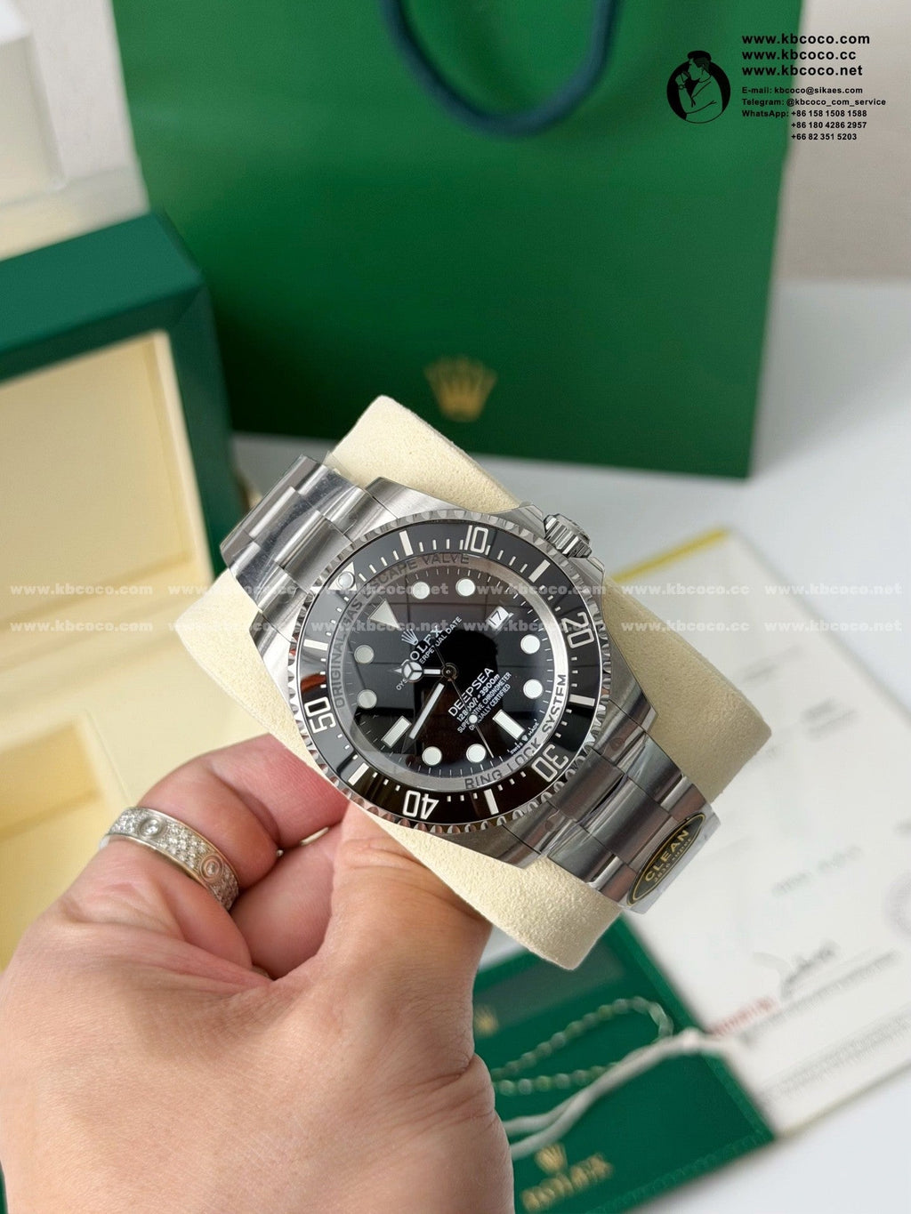 Sea-Dweller Men's Watch 44mm – Image 5