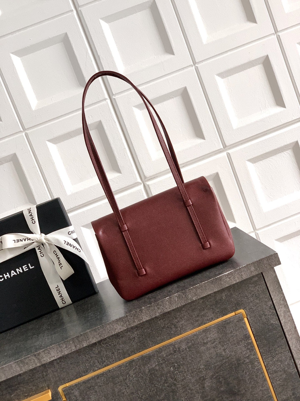 Large Leather Shoulder Bag 22