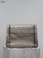 Niki Medium Leather Shoulder Bag