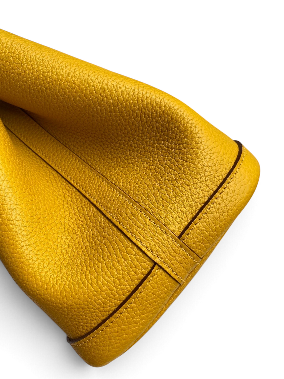SWORD LUXURY Hermès Garden Party 30 çanta detaylı sarı damarlı deri dokusu ve hassas dikişleri