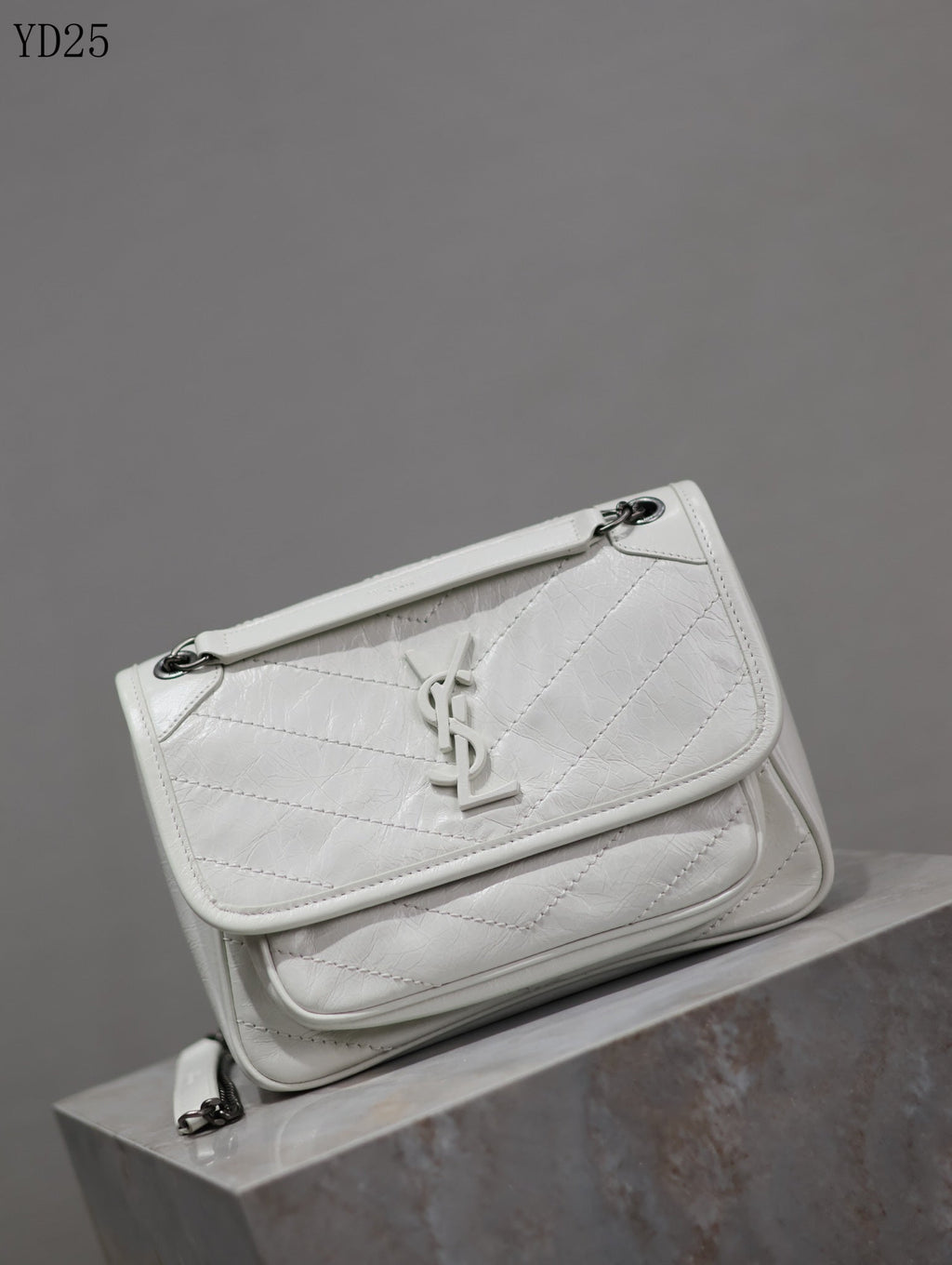 Niki Medium Patent Leather Shoulder Bag