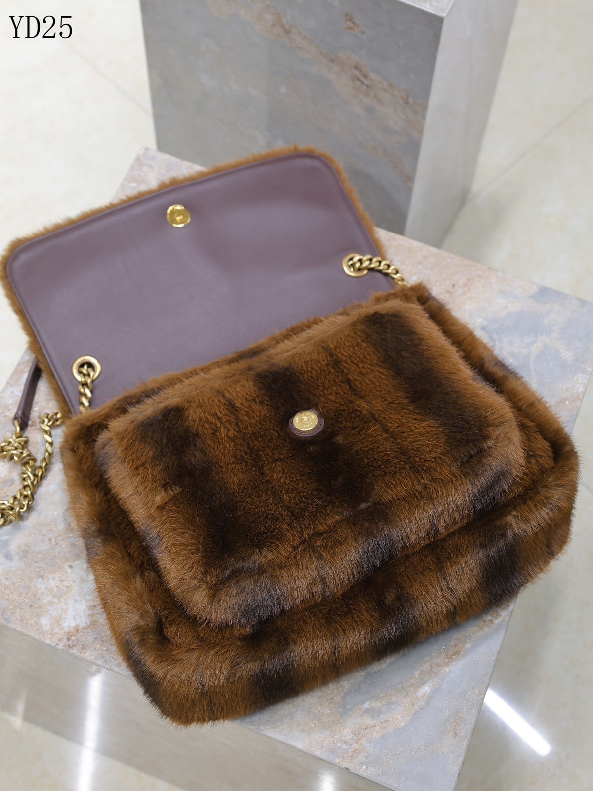 Niki Medium in Shearling Bag