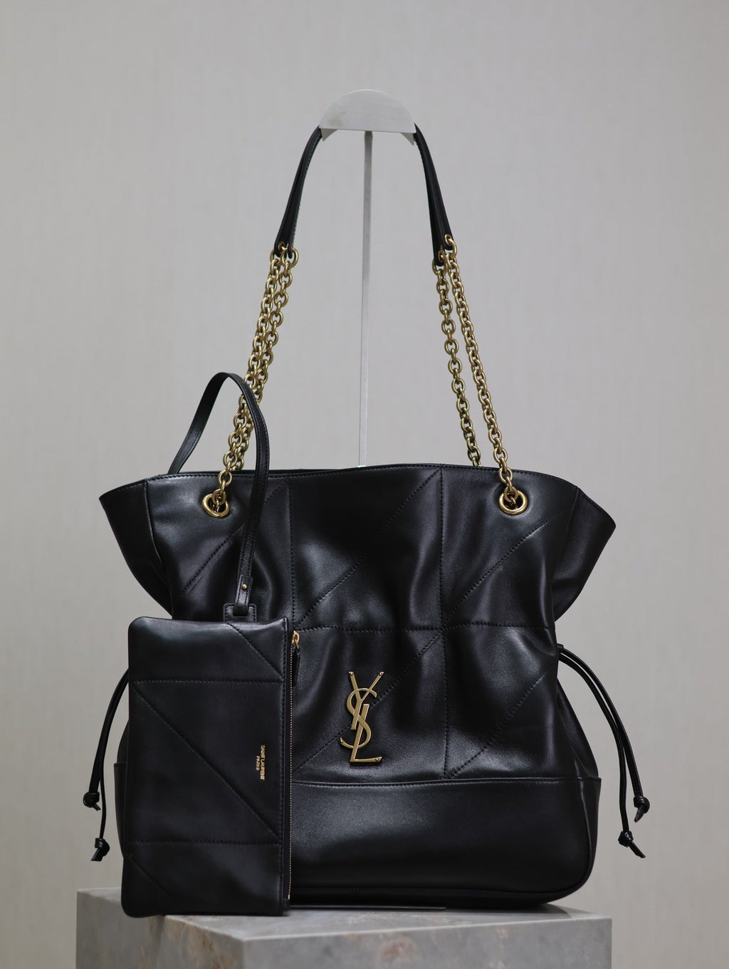 Niki Soft Chain Shoulder Bag
