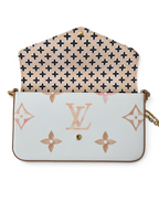 SWORD LUXURY Pochette Felicie çanta, beyaz monogram kanvas, pastel pembe detaylar ve altın zincir askı ile.