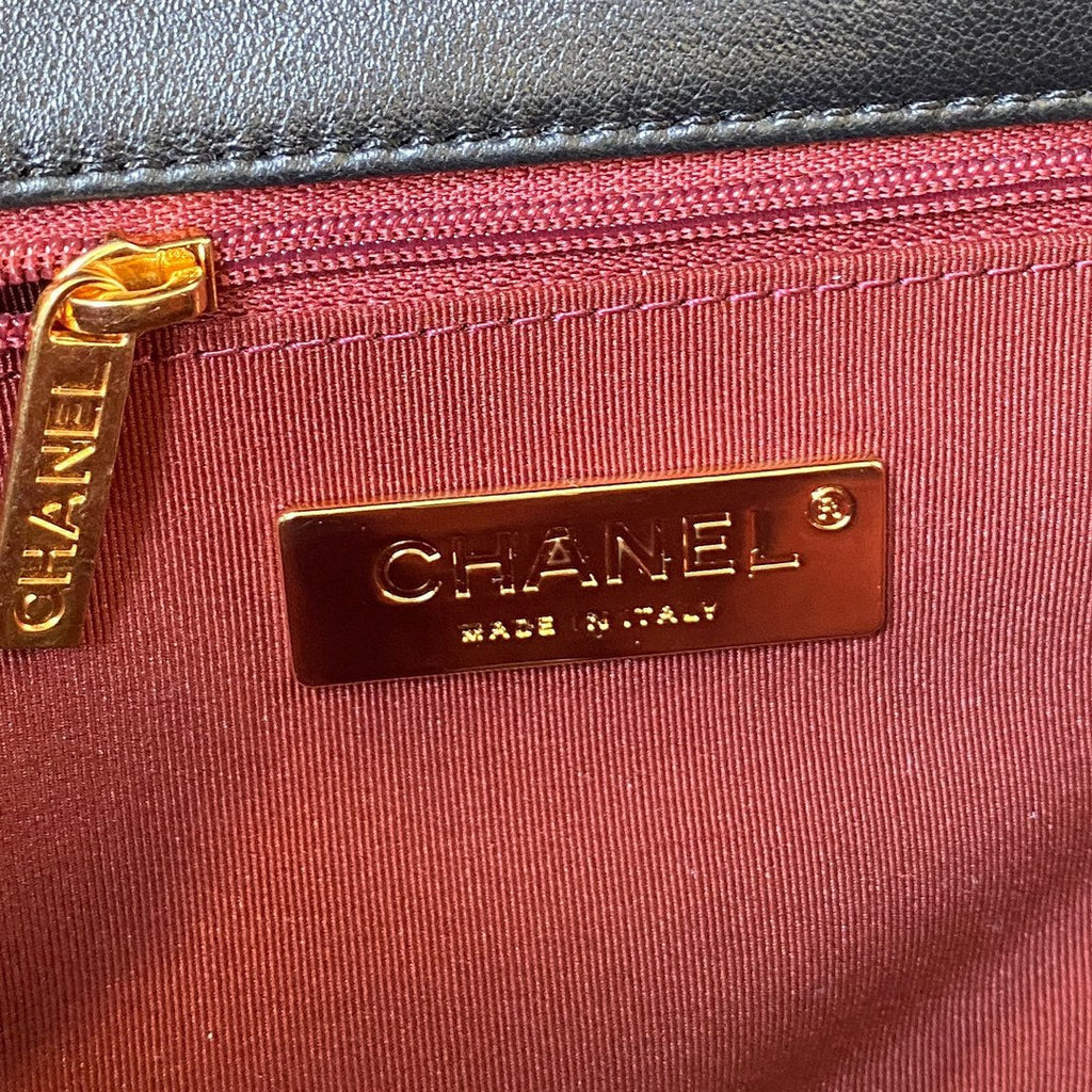 19 Flap Bag