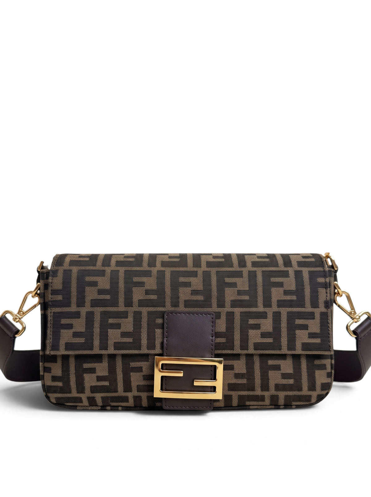 SWORD LUXURY Fendi Baguette çanta, ikonik FF kanvas desenli, deri detaylı ve altın tonlu metal tokalı şık tasarım.