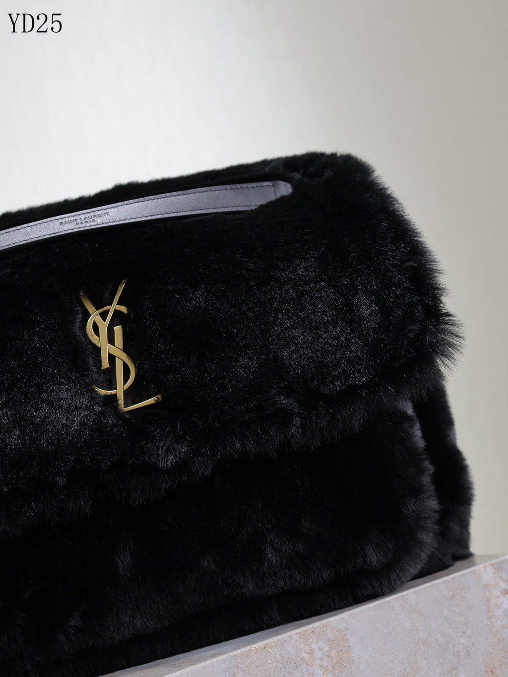 Niki Medium in Shearling Bag