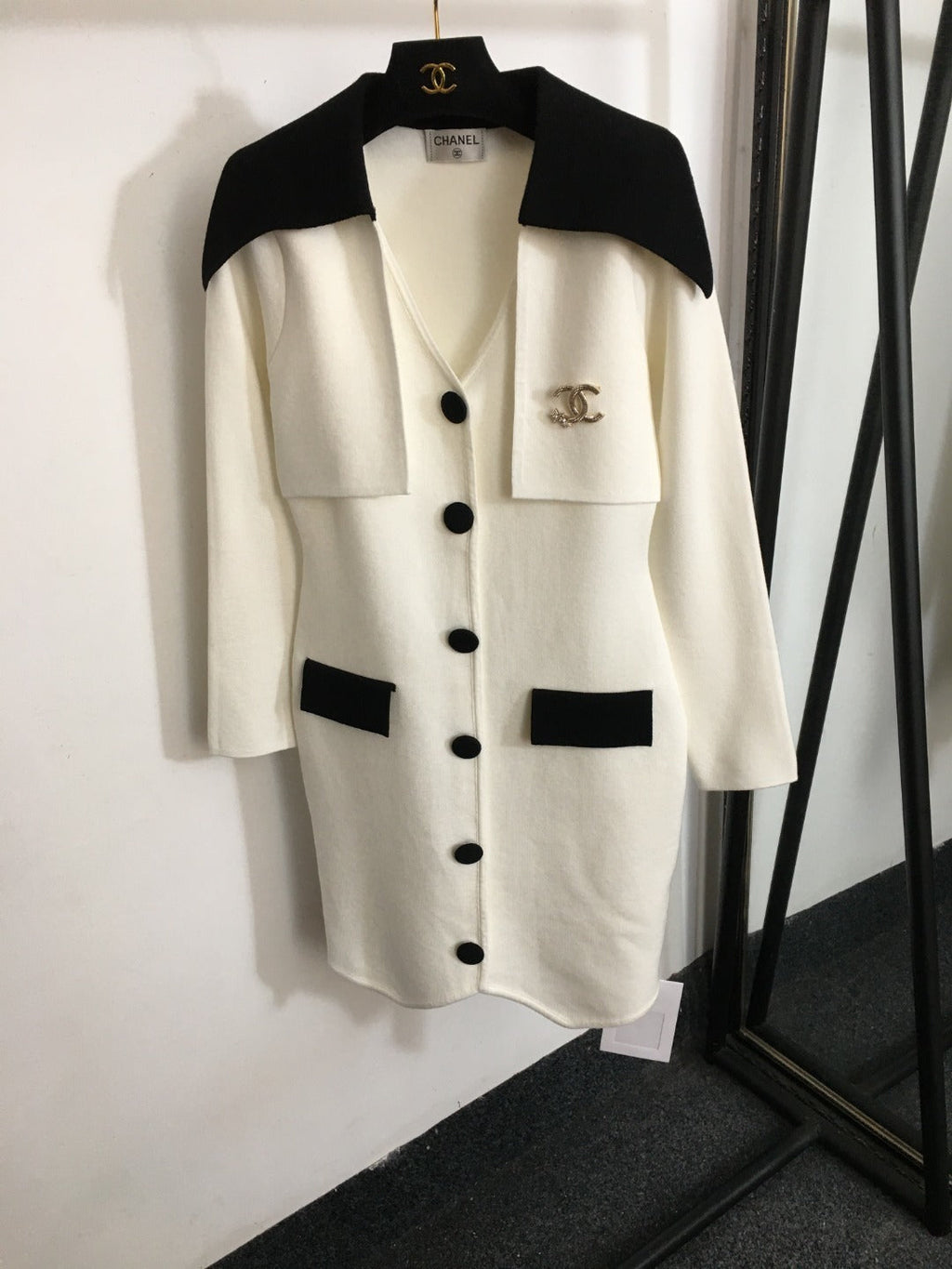 Paris Street Style 4-Piece Set