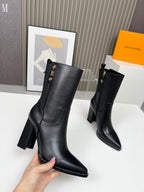 Smooth Leather Stud-Detail Ankle Boots