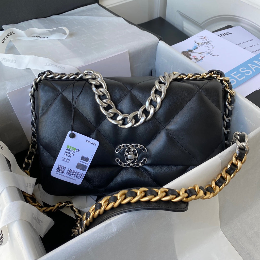 19 Flap Bag