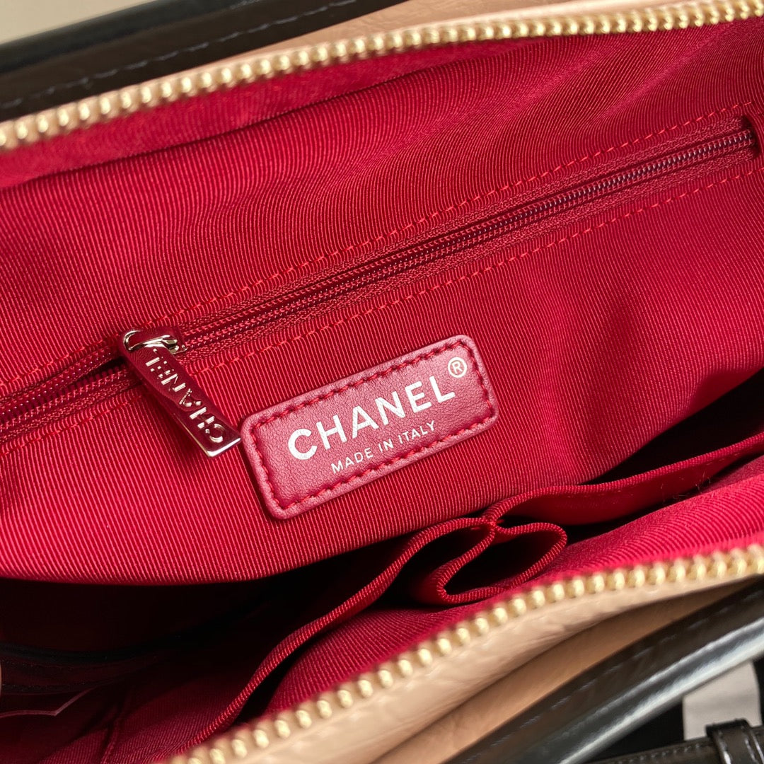 Gabrielle Hobo Bag