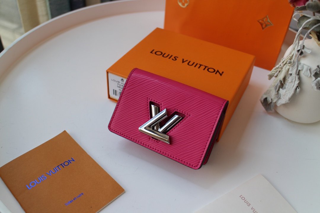 Epi Leather Twist Wallet