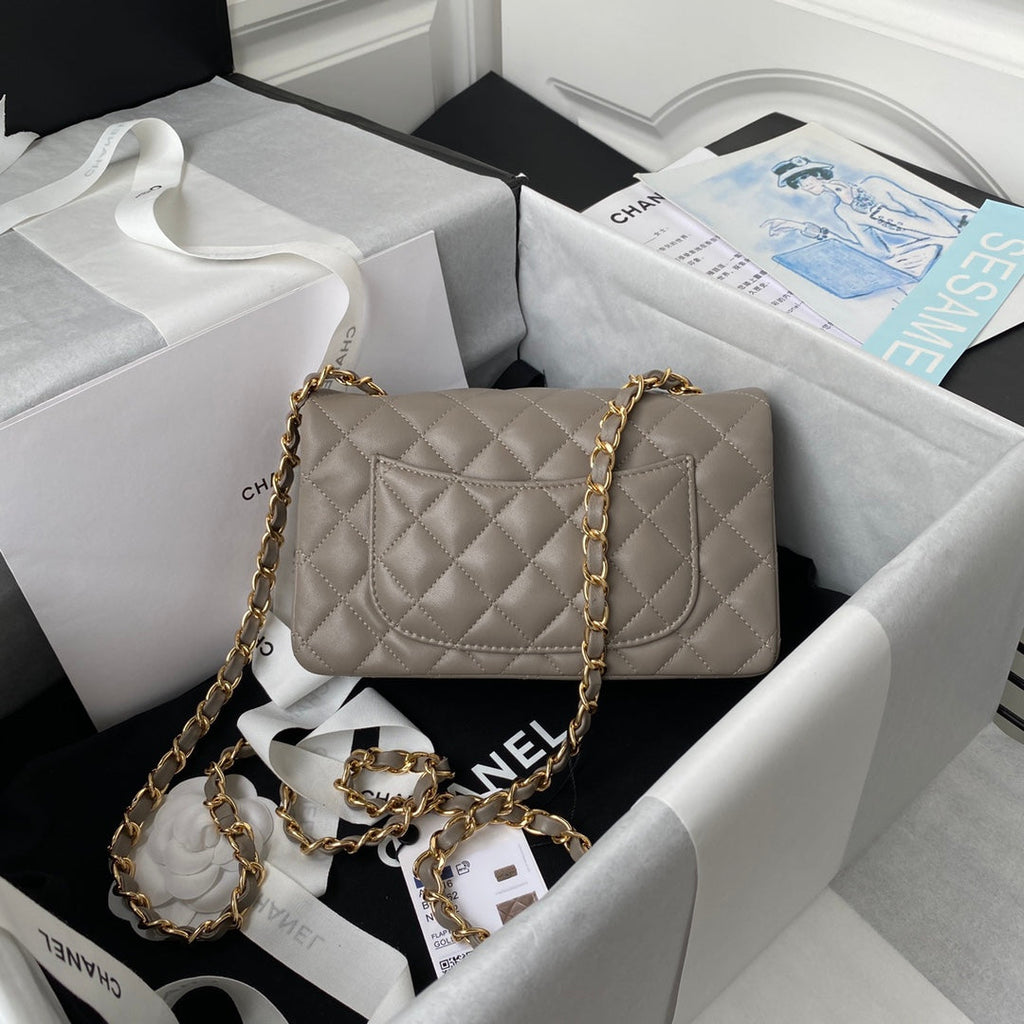 1.55 Classic Quilted Flap Bag