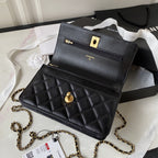19 Woc Quilted Chain Bag