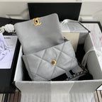 19 Flap Bag 26 cm