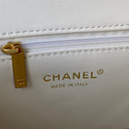 Matelasse Chain Shoulder Bag