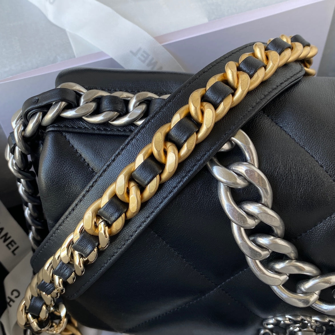 19 Flap Bag