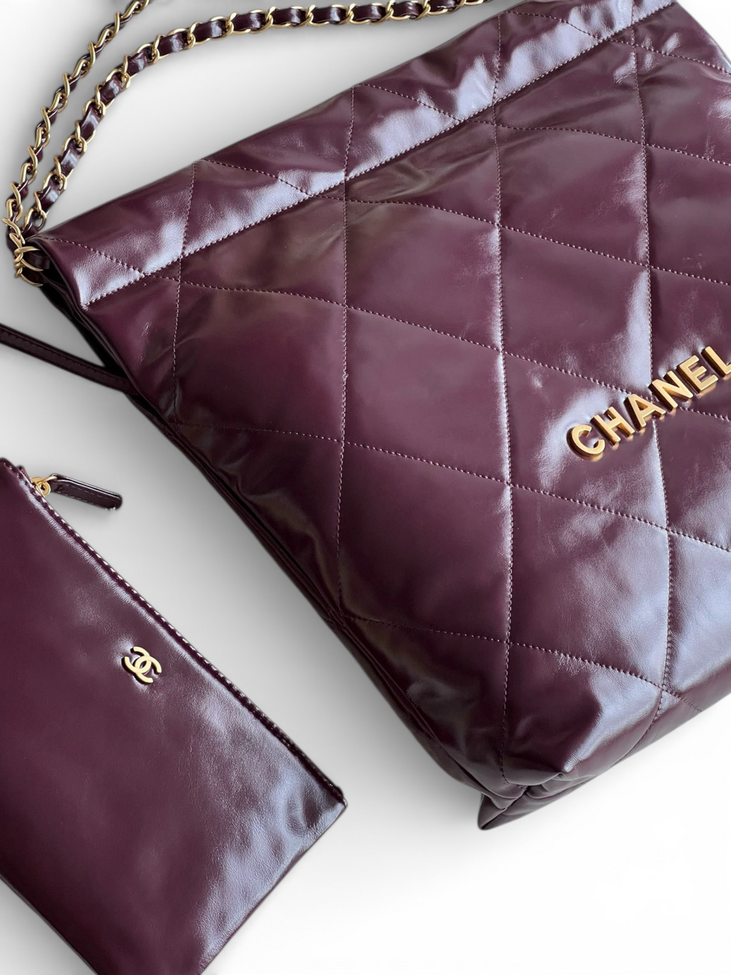 22 Medium Handbags