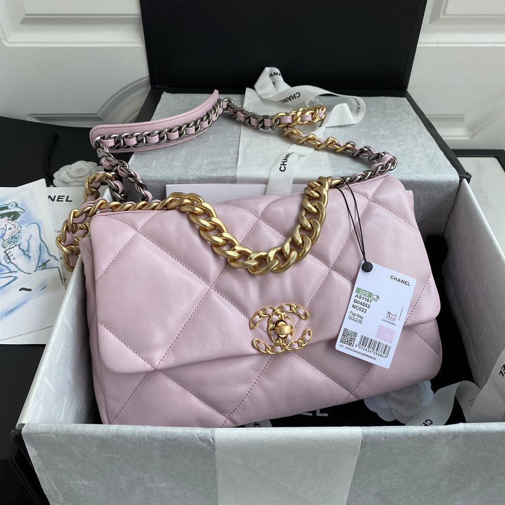 19 Flap Bag