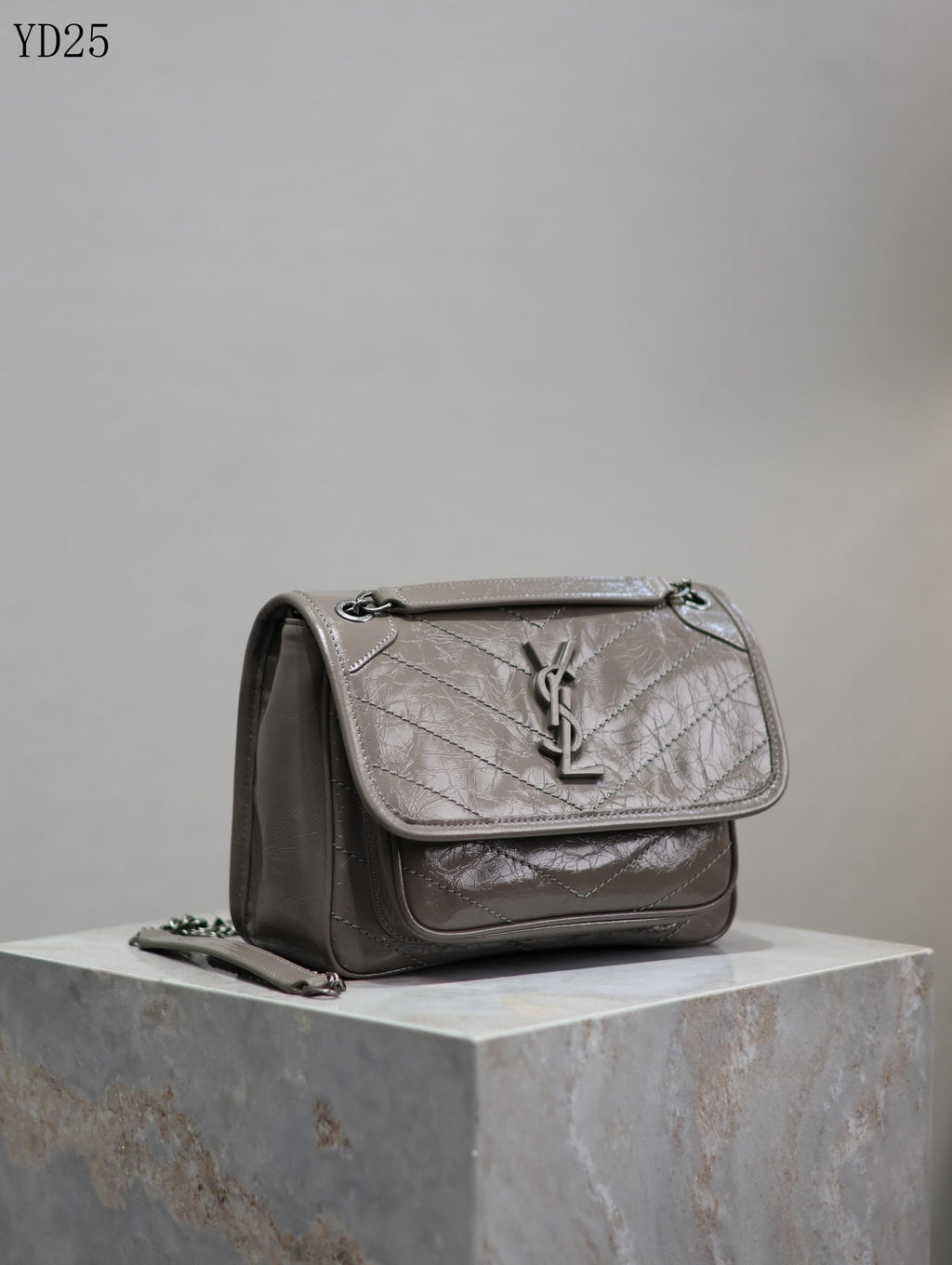Niki Medium Patent Leather Shoulder Bag